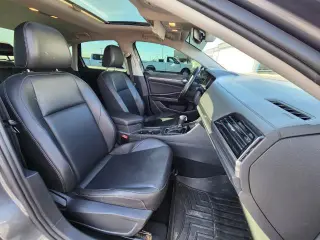Volkswagen Jetta 2019 SEL 4dr Sedán