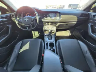 Volkswagen Jetta 2019 SEL 4dr Sedán