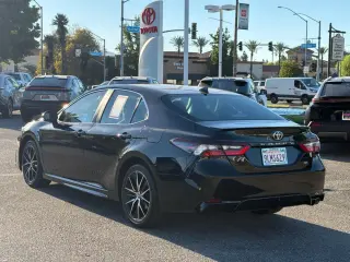 Toyota Camry 2024 SE 4dr Sedán