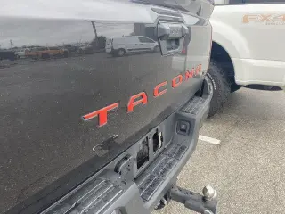 Toyota Tacoma 2025 4x2 SR5 4dr Double Cab 5.0 ft SB