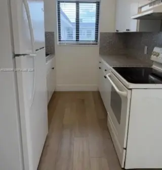 1 dormitorio y 1  Hialeah, FL