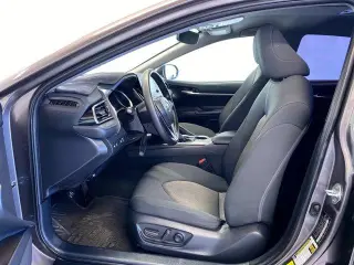Toyota Camry 2022 LE 4dr Sedán