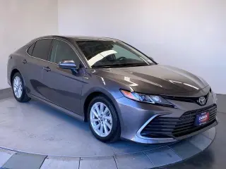 Toyota Camry 2022 LE 4dr Sedán