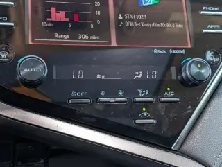 Toyota Camry 2018 XLE V6 4dr Sedán
