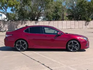 Toyota Camry 2018 XLE V6 4dr Sedán