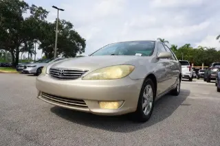 Toyota Camry 2005 XLE V6 4dr Sedán