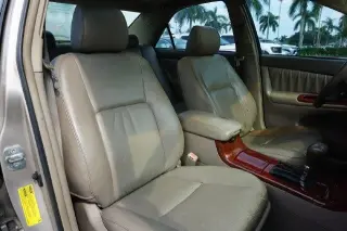 Toyota Camry 2005 XLE V6 4dr Sedán