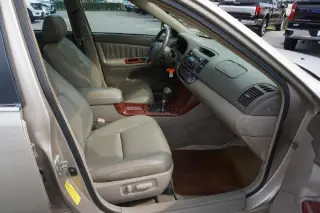Toyota Camry 2005 XLE V6 4dr Sedán