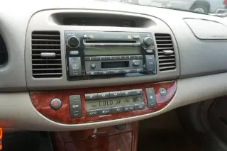 Toyota Camry 2005 XLE V6 4dr Sedán