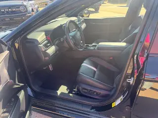 Toyota Camry 2026 SE 4dr Sedán