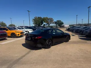 Toyota Camry 2026 SE 4dr Sedán