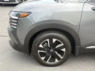 Nissan Kicks 2025 AWD SV 4dr Crossover