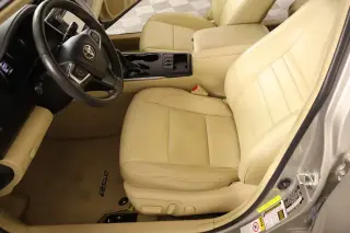 Toyota Camry 2017 SE sedán 4 puertas