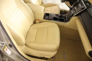 Toyota Camry 2017 SE sedán 4 puertas
