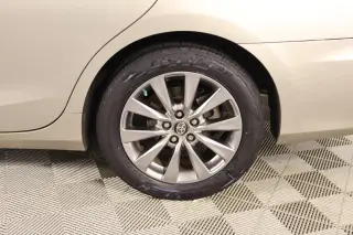 Toyota Camry 2017 SE sedán 4 puertas