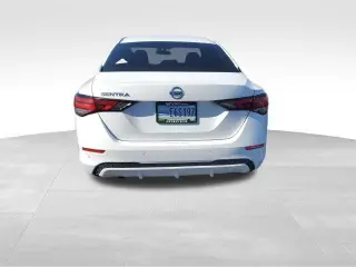 Nissan Sentra 2023 S 4dr Sedán