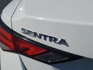 Nissan Sentra 2023 S 4dr Sedán