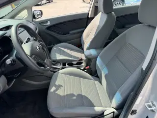 Kia Forte 2018 S 4dr Sedán