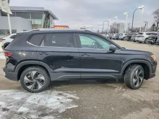 Volkswagen Taos 2026 AWD SE 4Motion 4dr SUV