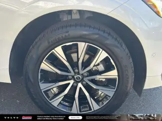 Volvo XC60 2024 AWD B5 Plus Dark Theme 4dr SUV