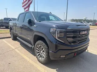 GMC Sierra 1500 2023 4x4 AT4 4dr Crew Cab 5.8 ft. SB