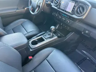 Toyota Tacoma 2022 4x4 TRD Off-Road 4dr Double Cab 6.1 ft LB