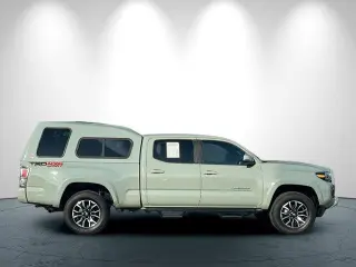Toyota Tacoma 2022 4x4 TRD Off-Road 4dr Double Cab 6.1 ft LB