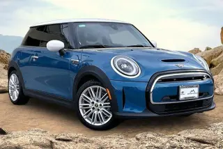 MINI Hardtop 2 Door 2024 Cooper SE 2dr Hatchback