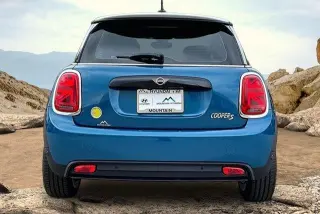 MINI Hardtop 2 Door 2024 Cooper SE 2dr Hatchback