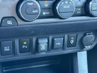 Toyota Tacoma 2022 4x2 TRD Sport 4dr Double Cab 6.1 ft LB
