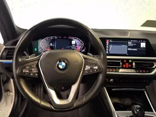 Sedán BMW 3 Series 2019 330i 4 puertas