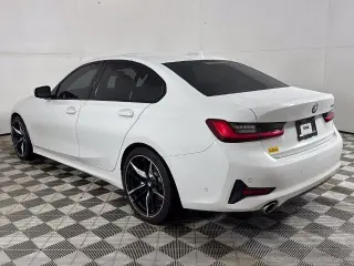 Sedán BMW 3 Series 2019 330i 4 puertas