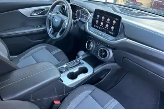 Chevrolet Blazer 2025 LT SUV de 4 puertas con 2LT