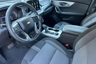 Chevrolet Blazer 2025 LT SUV de 4 puertas con 2LT
