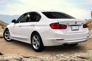 Sedán BMW 3 Series 2015 AWD 328i xDrive 4dr