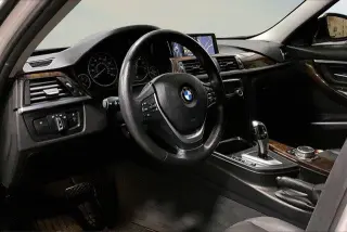 Sedán BMW 3 Series 2015 AWD 328i xDrive 4dr