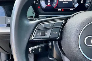 Audi A3 2022 AWD quattro Premium 40 TFSI 4dr Sedán