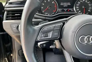 Audi A4 2020 AWD quattro Premium 45 TFSI 4dr Sedán