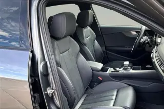 Audi A4 2020 AWD quattro Premium 45 TFSI 4dr Sedán