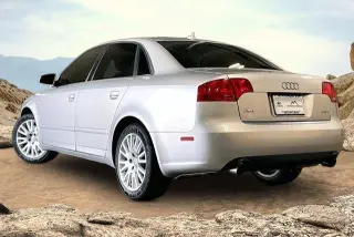 Audi A4 2006 AWD 2.0T quattro 4dr Sedán 6M