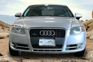 Audi A4 2006 AWD 2.0T quattro 4dr Sedán 6M