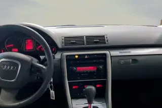 Audi A4 2006 AWD 2.0T quattro 4dr Sedán 6M