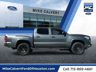 Toyota Tacoma 2022 4x4 SR V6 4dr Double Cab 5.0 ft SB