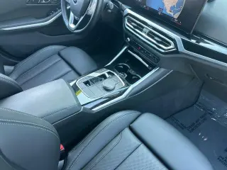 BMW Serie 3 2024 330i 4dr Sedán