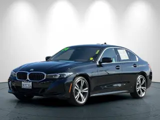 BMW Serie 3 2024 330i 4dr Sedán