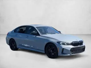 Sedán BMW 3 Series 2023 330i 4 puertas