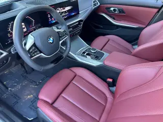Sedán BMW 3 Series 2025 330i 4 puertas