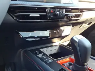Nissan Kicks 2026 AWD SR 4 puertas CrossOver
