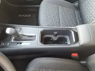Nissan Kicks 2026 AWD SV 4dr Crossover