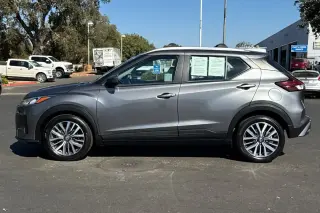 Nissan Kicks 2024 SV 4dr Crossover